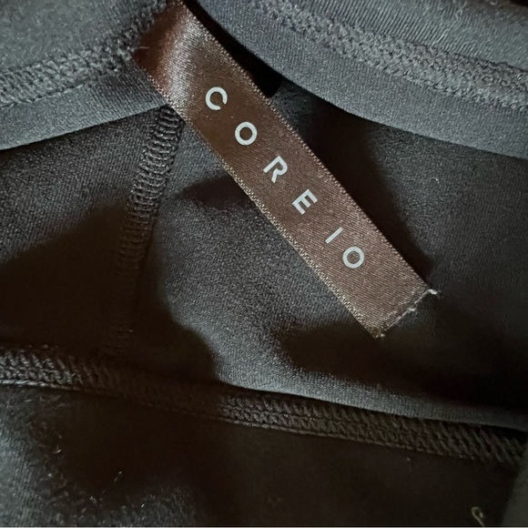 CORE 10 Women’s 27” Black Leggings Size Medium - Picture 10 of 16